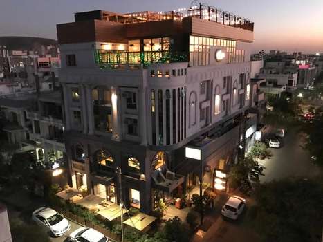 www.hotelkingscorner.com