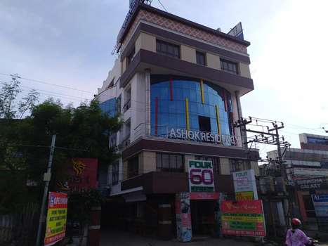 www.hotelashokresidency.com