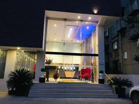 www.veronicahotels.com