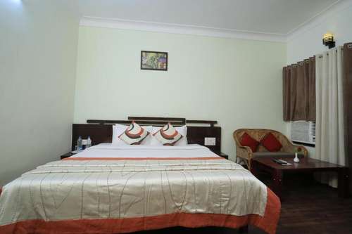 www.hotelvivekcontinental.com