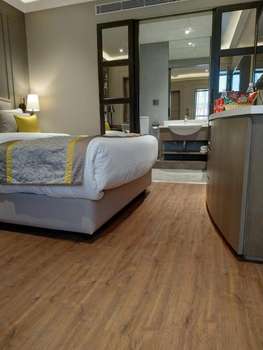 www.hotelcorus.com