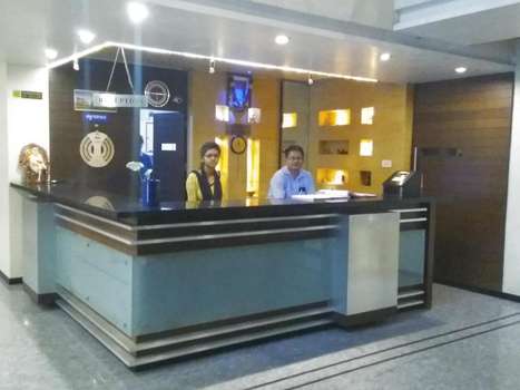 www.hotelbalaregency.com