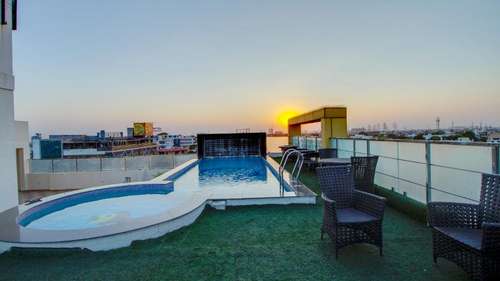 www.keshavglobalhotels.com