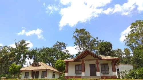 www.coorg-heritageinn.com