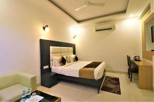 www.hotelaeropath.com