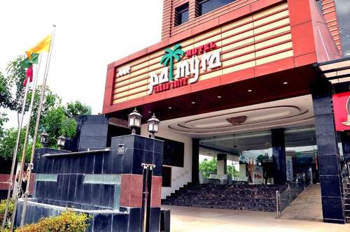 www.palmyrahotels.com