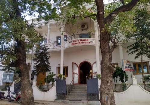 www.hotelhareramaharekrishna.com