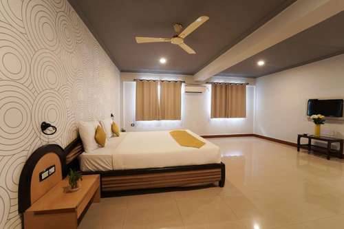 www.thetreathotel.in