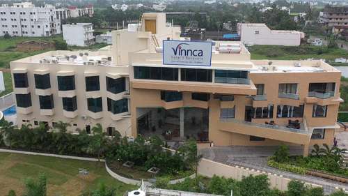 www.vinncahotels.com