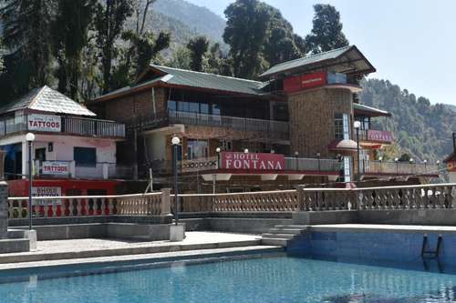 www.thehotelfontana.com