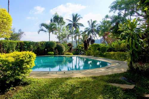 www.indoasia-hotels.com