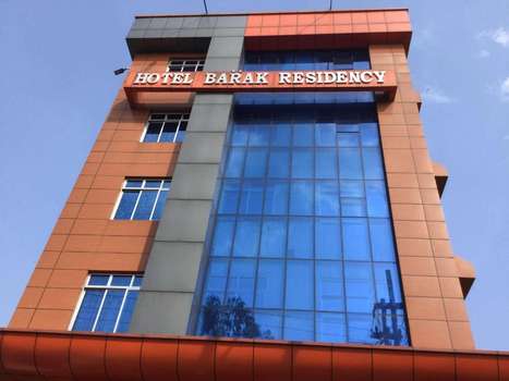 www.hotelbarakresidency.com