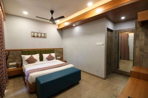 www.thebhanuinn.com