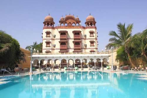 www.hotelpushkarpalace.com