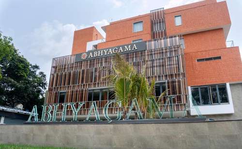 www.abhyagama.com