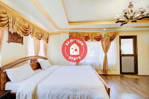 www.coniferousresort.com