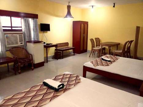 www.hotelindsurya.in