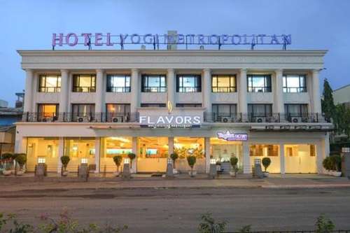 www.yogihotels.com
