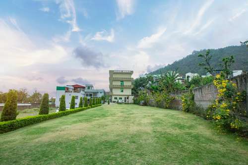 www.tapovanretreat.com