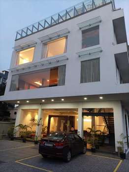 www.terracebusinesshotel.com