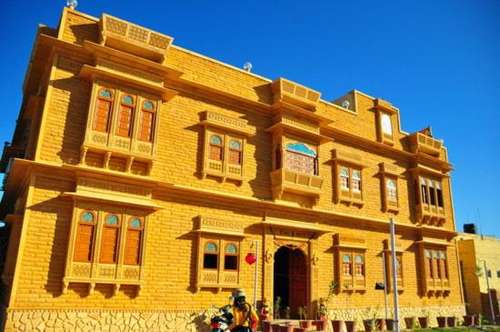 www.royalejaisalmer.com