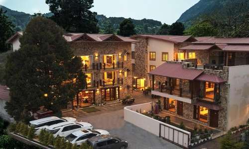 www.shivrajstays.com