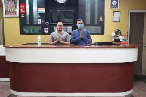 www.hotelgalaxydehradun.com