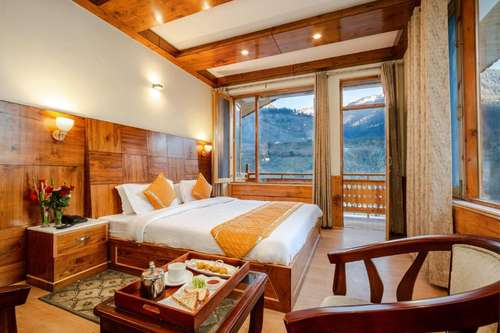 www.vistarahotels.com