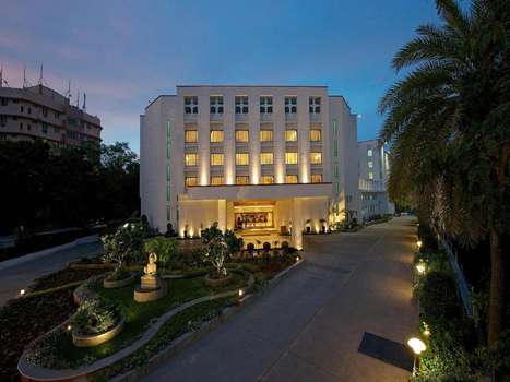 www.marigoldhotels.com
