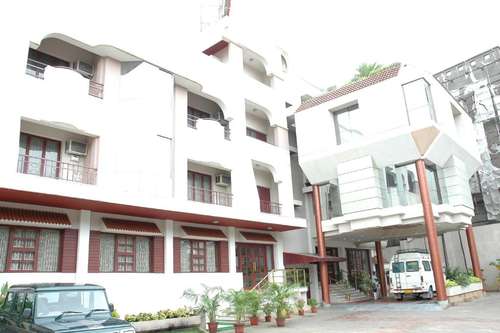 www.hotelgnanam.com