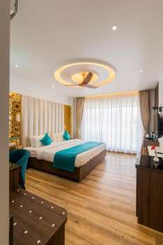 www.hotelyogvashishth.com