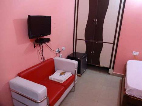 www.hotelviraatinn.com
