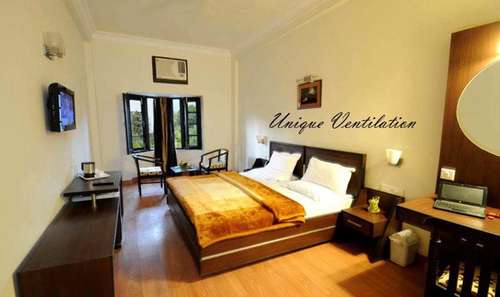 www.hotelhongkonginn.com