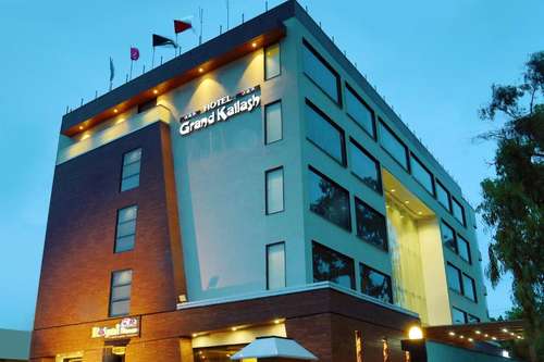 www.hotelgrandkailash.com