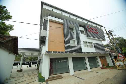 www.hotelajpark.com