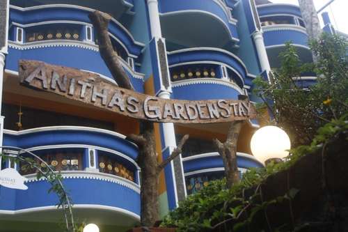 www.anithasgardenstay.com
