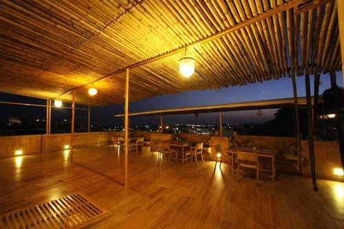www.hotelthesilkroute.com