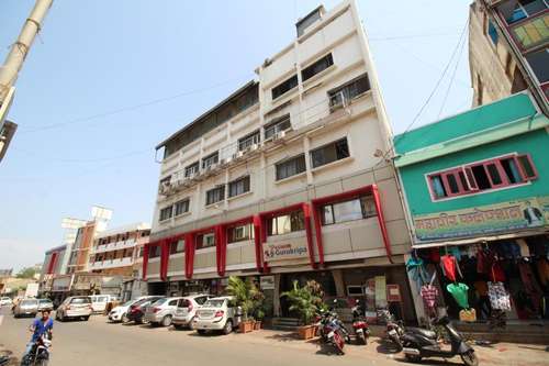 www.hotelgurukripa.com