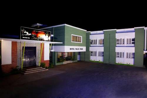 www.hotelvalespark.com