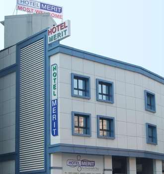 www.hotelmerit.com