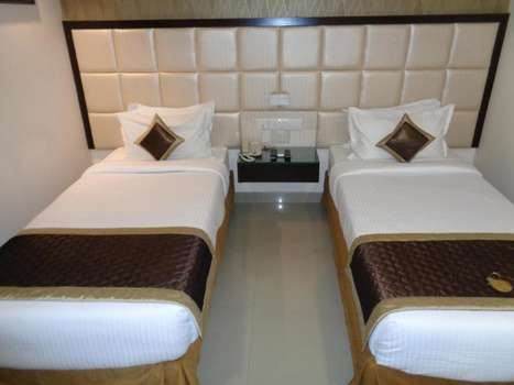 www.theavrhotel.com