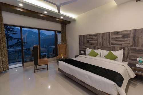 www.zaradisehotels.com