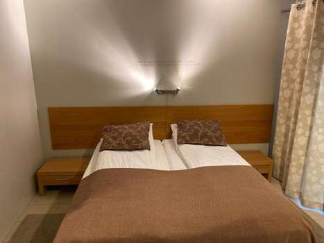 www.hotellaki.is