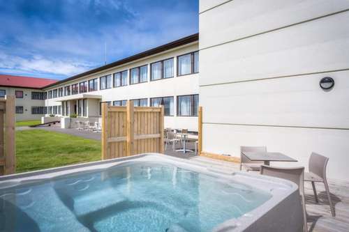 www.hotellaugarbakki.is