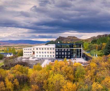 www.hotelvarmaland.is