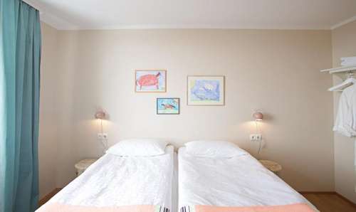 www.hotelhuni.com