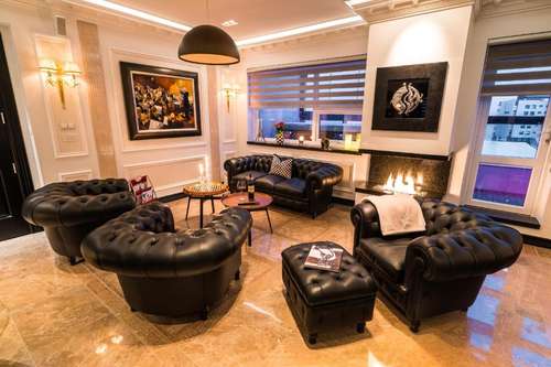 www.diamondsuites.is