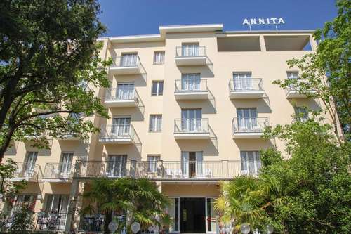 www.hotelannita.com