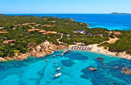 www.hotelcapriccioli.net