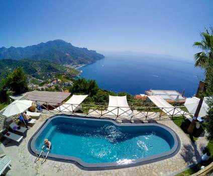 www.gardenravello.com